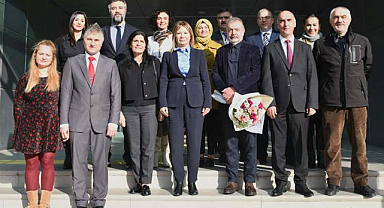 OMÜ Mimarlık Fakültesi Dekanlığında Devir Teslim