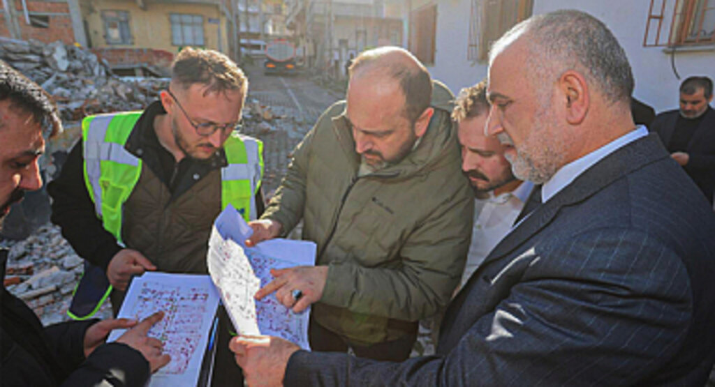 Canik''te Yüksek Riskli Yapılar Tek Tek Yıkılıyor