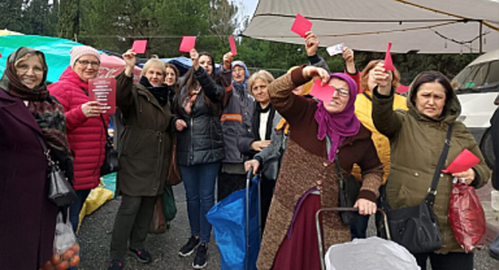 CHP SAMSUN KADIN KOLLARINDAN İKTİDARA KIRMIZI KART