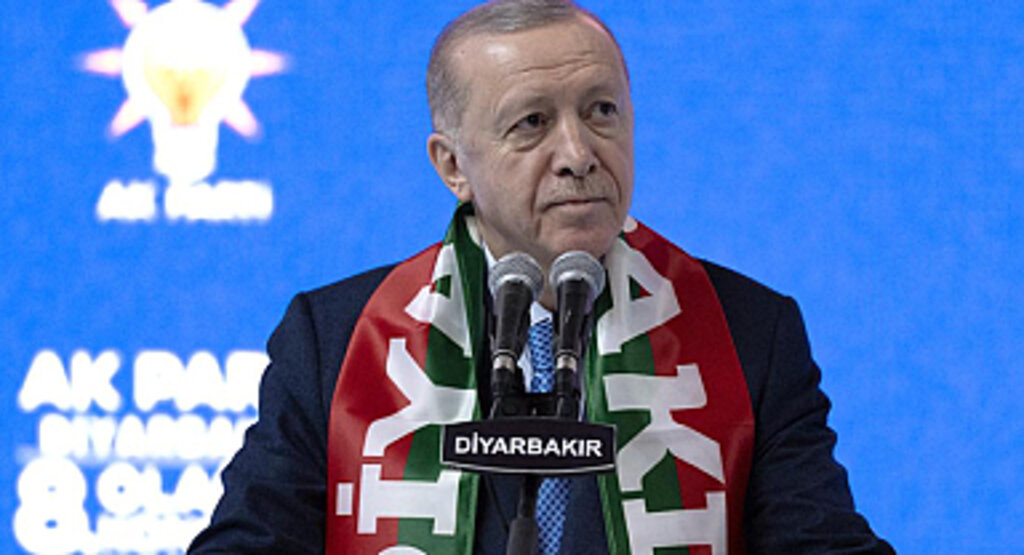 Erdoğan'dan terör mesajı: Vatanımızı bu çıyanlara yedirmeyeceğiz