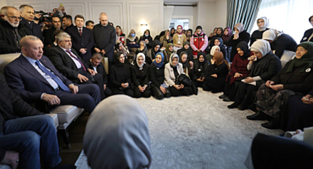 Erdoğan, Gültekin ailesinin cenaze törenine katıldı