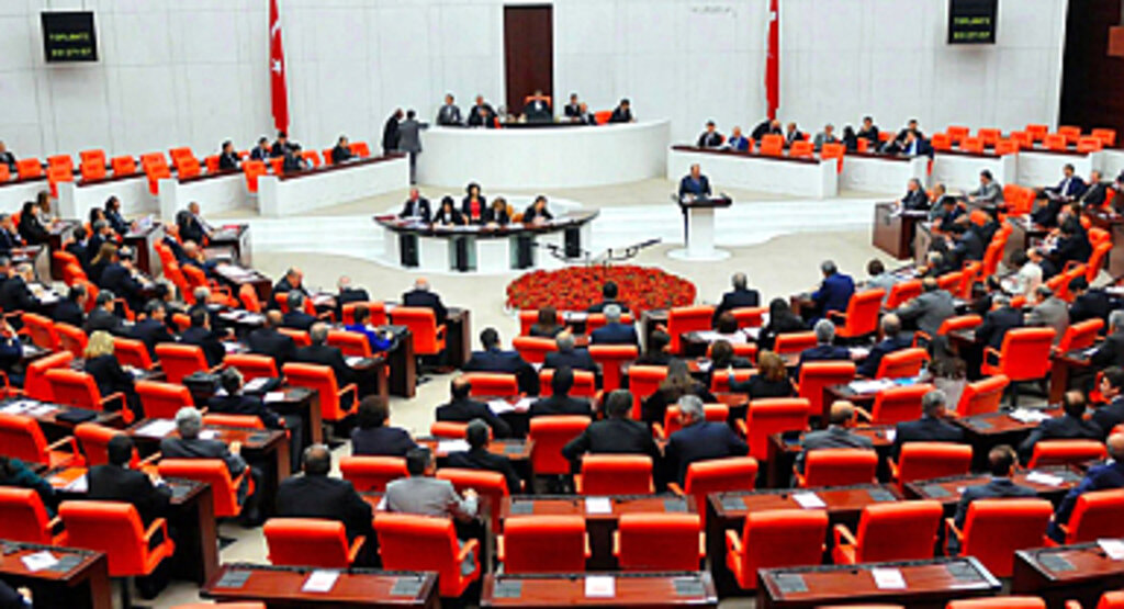 AK Parti, Meclis'teki Milletvekili sayısını yükseltti