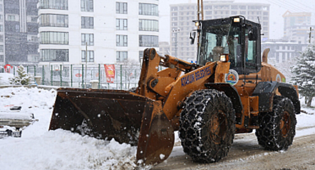 Atakum Belediyesinden kar seferberliği