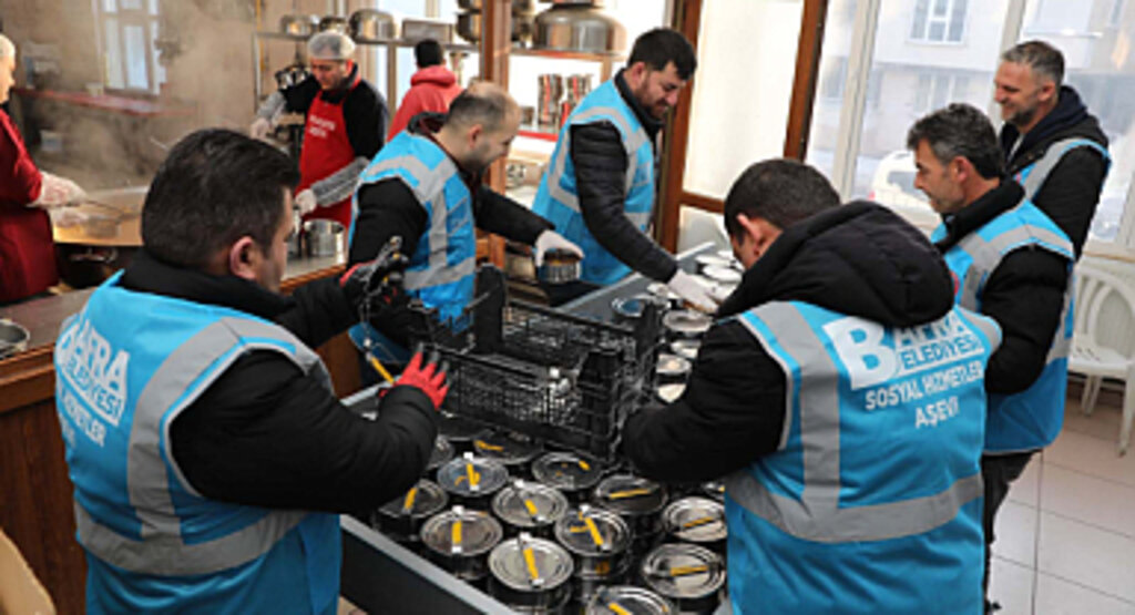 BAFRA BELEDİYESİ AŞEVİ HİZMETİ İLE BU RAMAZANDA DA GÖNÜLLERE DOKUNACAK 