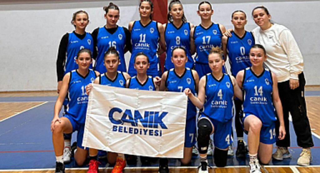 Canikli Genç Sporcular Potada Destan Yazdı