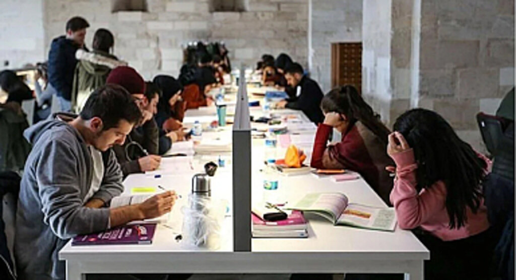 İŞKUR Gençlik Programı başlıyor: Üniversite öğrencilerine deneyim ve gelir desteği