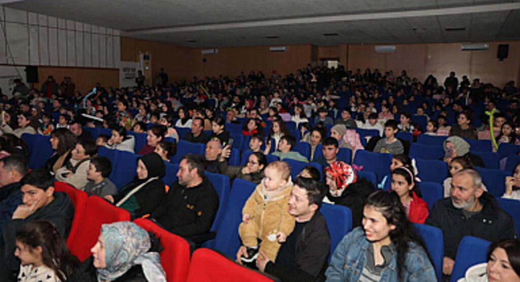 BAFRA’DA ÇOCUKLARA DOYA DOYA RAMAZAN EĞLENCESİ