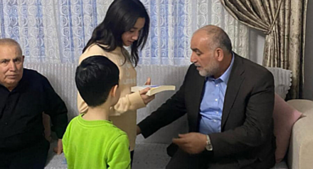 Başkan İbrahim Sandıkçı Çat Kapı İftarla Vatandaşla Buluşuyor