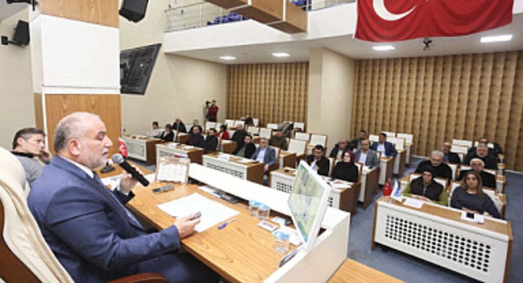 Başkan Sandıkçı: 1 lira kredi kullanmadan borçsuz belediye olarak hizmet ediyoruz