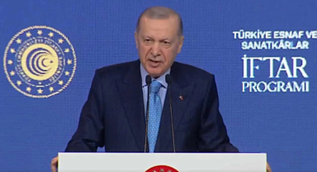 Cumhurbaşkanı Erdoğan'dan esnafa kredi müjdesi