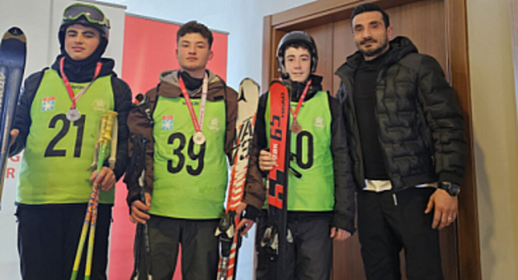 Okul Sporları Samsun Kayak Alp Disiplini yarışması tamamlandı