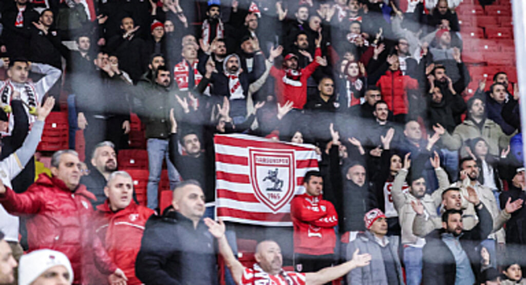 Samsunspor Göztepe Karşısında 90+3'te Geri Döndü