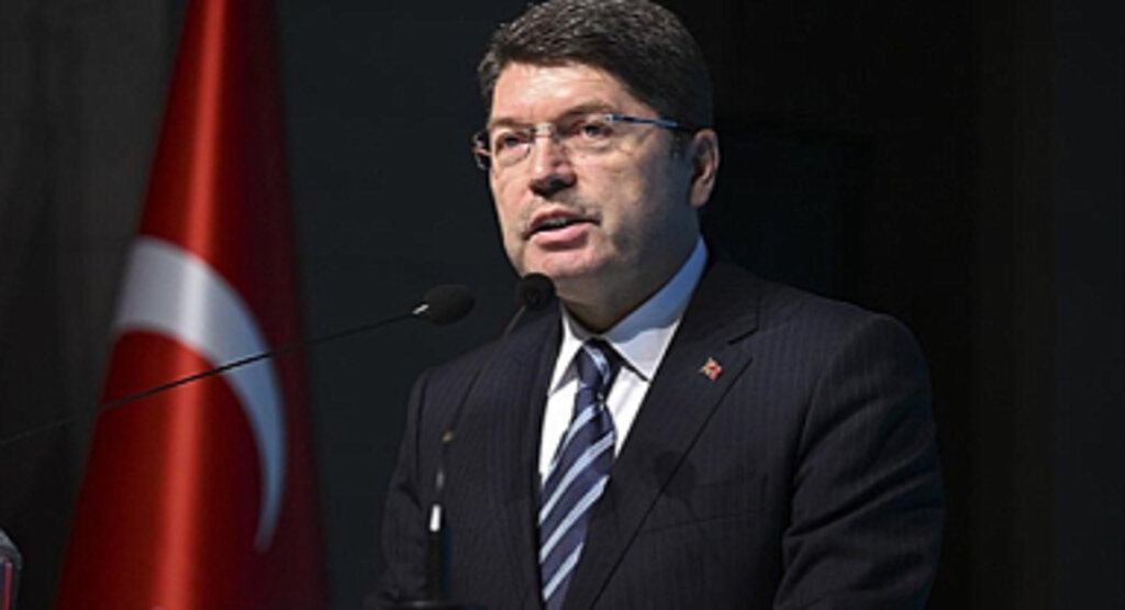 Yılmaz Tunç: Savunma sokakta değil mahkemede yapılır 