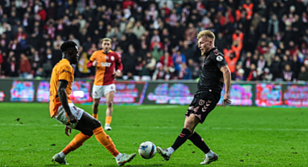 GALATASARAY RAHAT KAZANDI