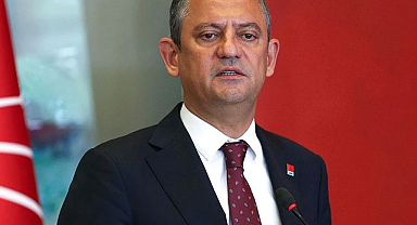Özgür Özel, eski genel başkanları kurultaya davet etti