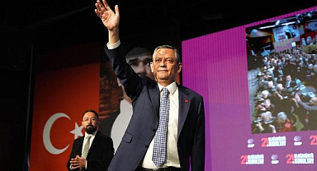 Özgür Özel, Yeniden CHP Genel Başkanı 