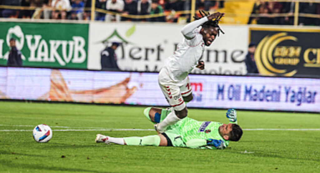 Samsunspor'a Alanyaspor Darbesi