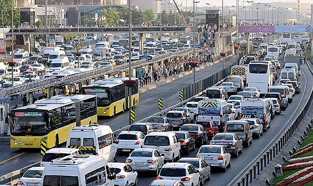 4 ayda 690 bin taşıt trafiğe eklendi