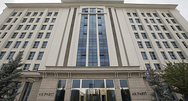 AK Parti’de yeni Anayasa mesaisi sürüyor: Hedef sivil ve kapsayıcı bir anayasa