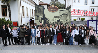 KIRSALDAN GELEN ÖĞRENCİLERE BÜYÜKŞEHİR İLE MÜZE GEZİSİ