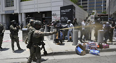 ABD'de sokaklar savaş alanına döndü