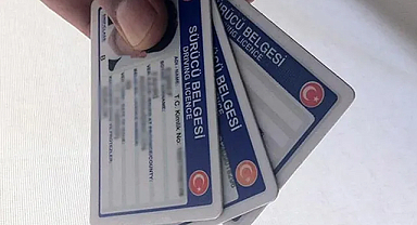 Eski tip ehliyetlerin yenilenme ücreti 15 liradan 7.438 liraya yükseliyor