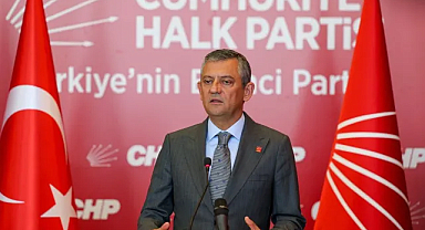 Özgür Özel'den Operasyon Tepkisi: Bu bir demokrasi ve otokrasi mücadelesidir