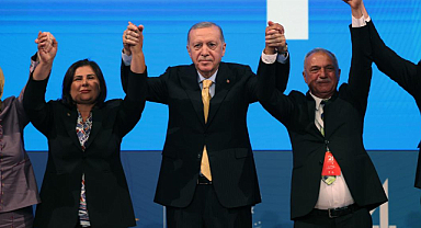 Ak Parti'ye geçen 9 belediye