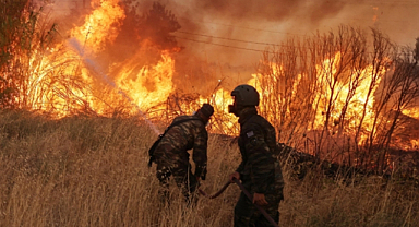 Akdeniz ormanları yanıyor: Mersin, Osmaniye ve Hatay’da binlerce kişi tahliye edildi