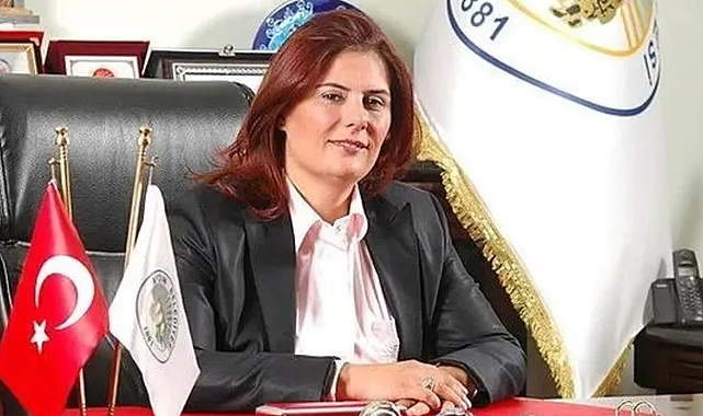 CHP'li Aydın Büyükşehir Belediye Başkanı Özlem Çerçioğlu ile 3 Belediye Başkanı Ak Parti'ye geçiyor