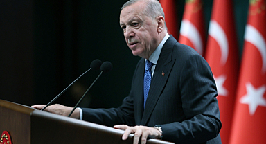 Erdoğan: Milletin malına çöken siyasi tefecilerle mücadeleye devam edeceğiz