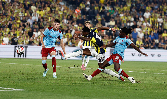 Fenerbahçe Feyenoord'u Kadıköy'e gömdü: 5-2
