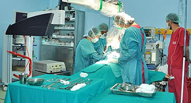 Kamu hastanelerinde akşam ve hafta sonu ameliyatları başlıyor