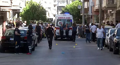 İzmir Balçova'da polis karakoluna silahlı saldırı: 2 polis şehit olurken 1 polis ağır yaralandı