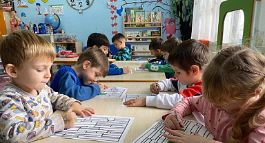 Okul öncesi ve birinci sınıflar için ders zili çaldı