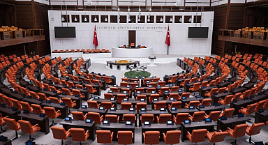 Bahçeli: Gazi Meclis protesto veya siyasi pervasızlık yeri değildir