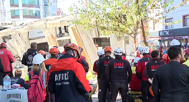 Gebze'de çöken binadan 18 yaşındaki Dilara Bilir sağ olarak kurtarıldı