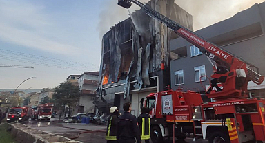Parfüm deposunda yangın: 6 ölü, 5 yaralı