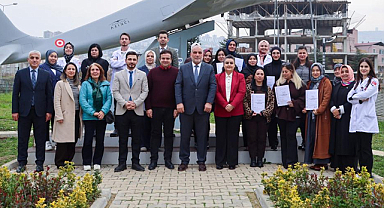 Canik Belediyesi'yle Yapay Zekâ Öğrenen Kadınlar Sertifikalarını Aldı