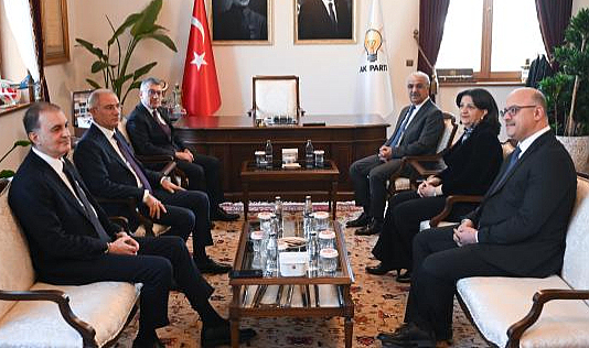 DEM Parti'den AK Parti Grubu'na ziyaret