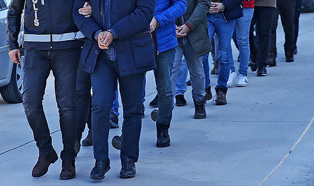 FETÖ’nün finans yapılanmasına 6 ilde operasyon