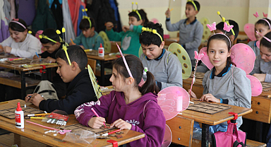 Köy Okullarındaki 3.800 öğrenci Büyükşehirle bilimle buluştu