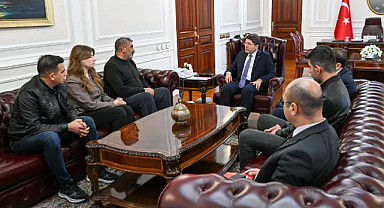 Bakan Tunç, Rojin Kabaiş’in ailesiyle görüştü