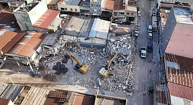 GÜLSAN SANAYİ SİTESİNDE YIKIM ÇALIŞMALARI DEVAM EDİYOR