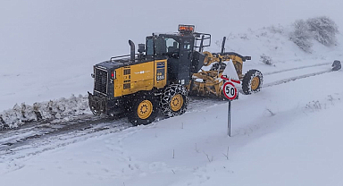 İlkadım’da Karla mücadele devam ediyor