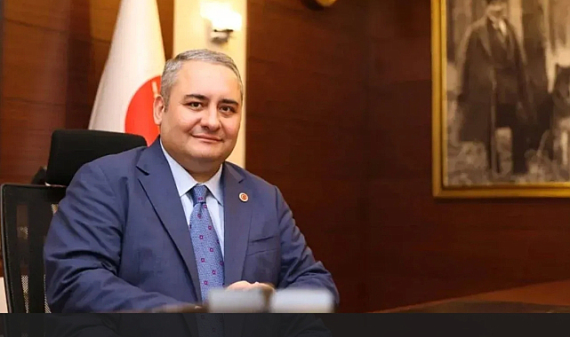 Keçiören Belediye Başkanı Özarslan partisi CHP'den ayrıldığını duyurdu