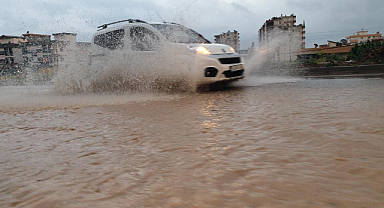 Samsun'a kar, yağmur, fırtına uyarısı
