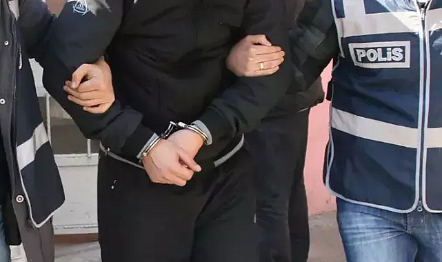 Suç örgütlerine bilgi sızdıran polislere gözaltı