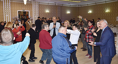 Başkan Türkel'den özel öğrencilere iftarda yeni bina müjdesi 