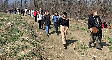 Eğitim-İş Samsun Şubesinden anlamlı fidan dikme etkinliği